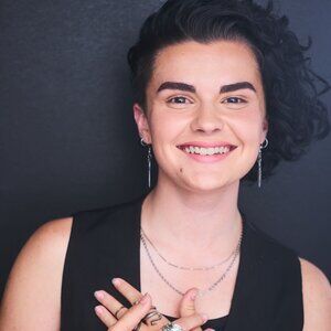 Meet your Posher, Amy BG